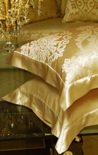 Шёлковое постельное бельё "Versailles"
